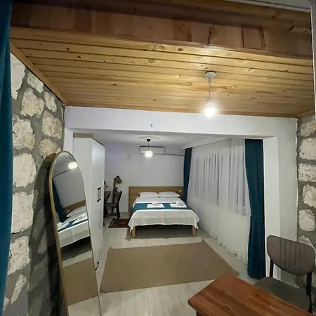 Aquamarinvillaa Villa Alinca