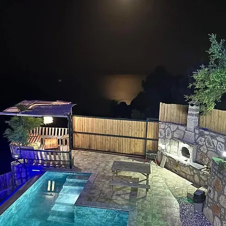 Aquamarinvillaa Villa
